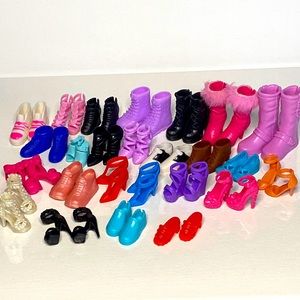 BARBIE - (only for Barbie) shoes random. 👍🏻